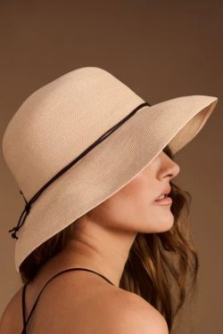 BRONTE STR� HAT ANNA CAMEL