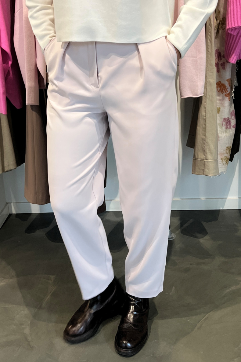 ANNETTE G�RTZ BUKS HERAS ROSA