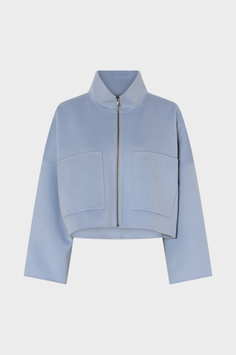 DRYKORN KORT ULD JAKKE LYSEBL�