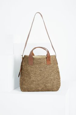 IBELIV STR� TASKE METY DARK TEA