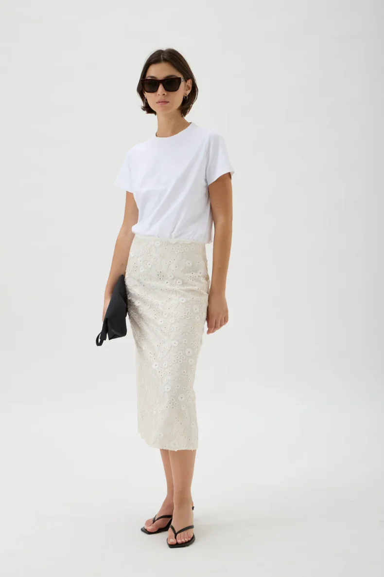 ELISE GUG T-SHIRT KORT �RME HVID