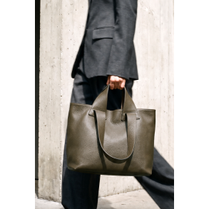 NO/AN TASKE TOTE OLIVEN
