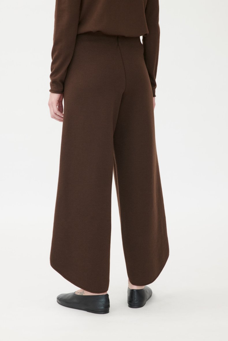 ANNETTE GRTZ STRIK BUKS HIS BRUN